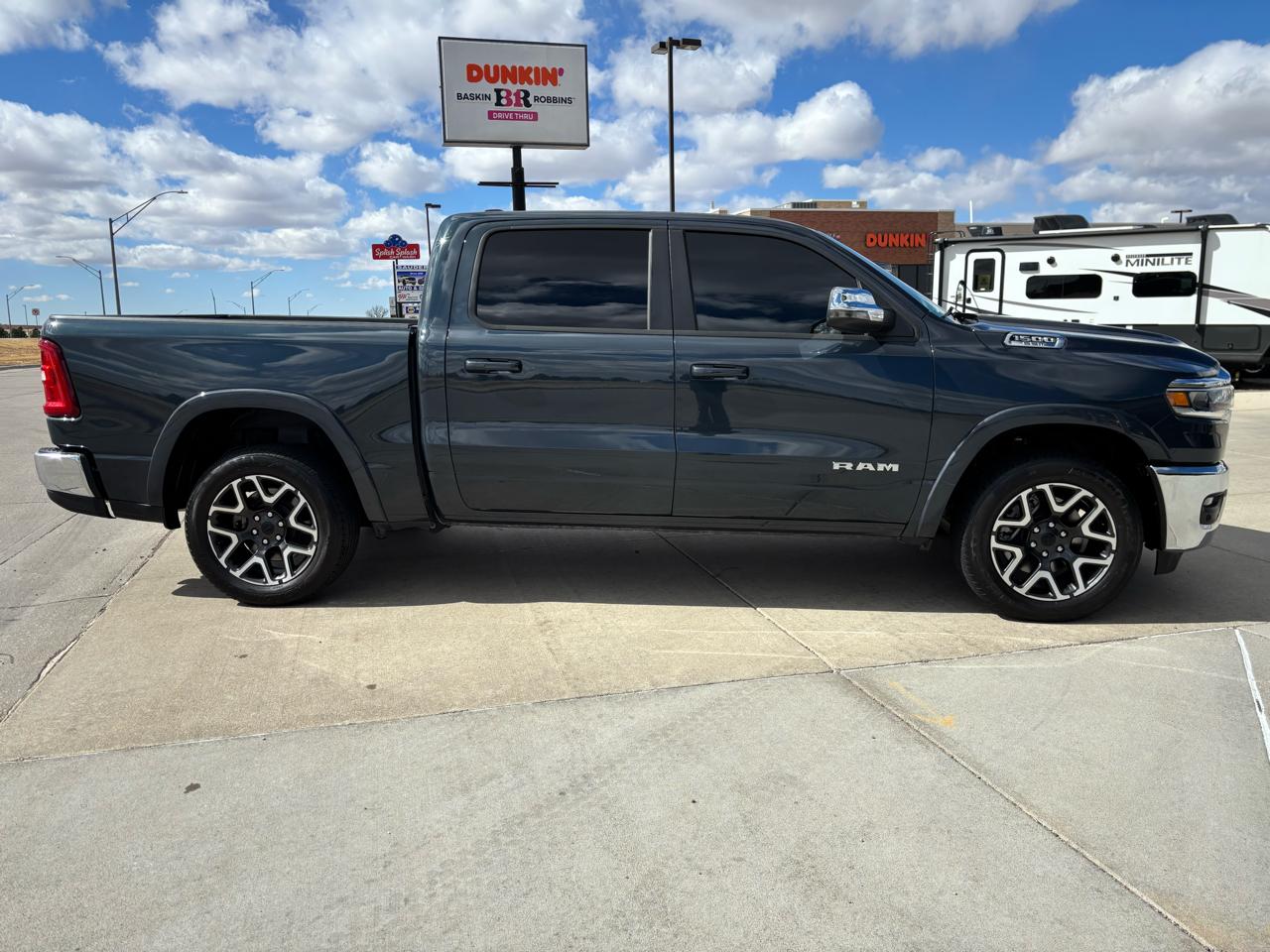 RAM 1500 Laramie 4x4 Crew Cab 5'7" Box 2025