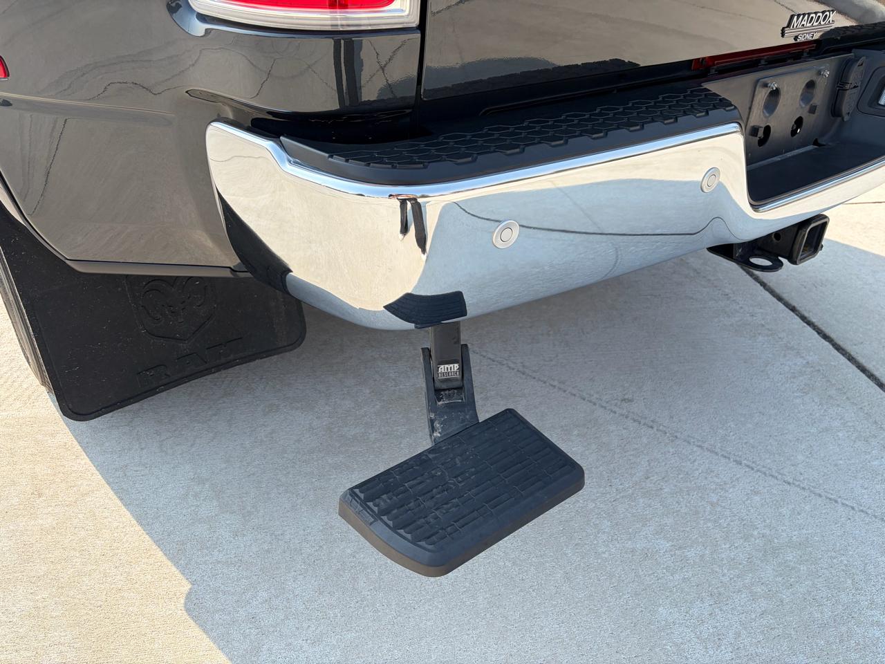 RAM 3500 Laramie 4x4 Crew Cab 8' Box 2017