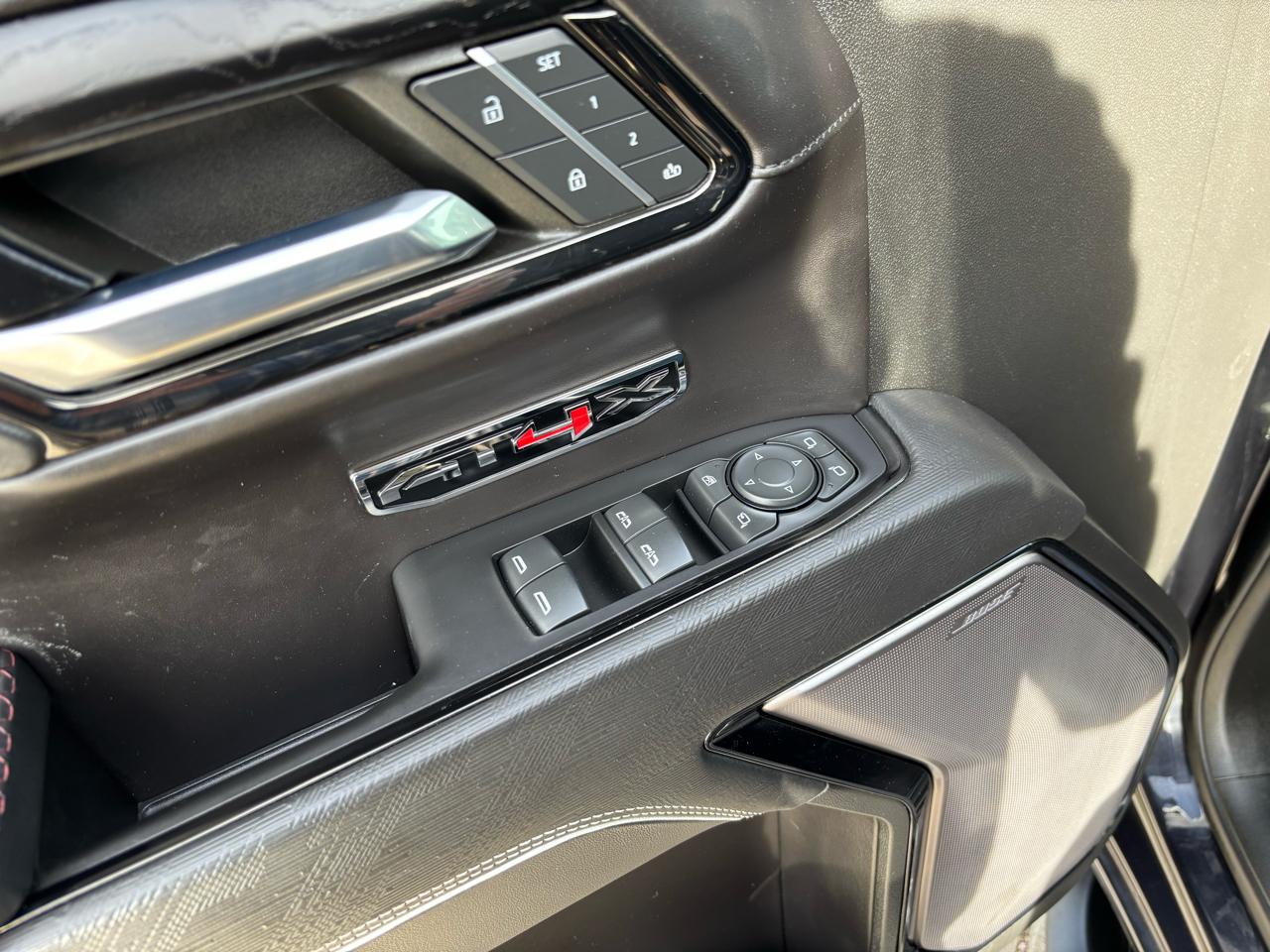 GMC Sierra 1500 4WD Crew Cab 147" AT4X 2023