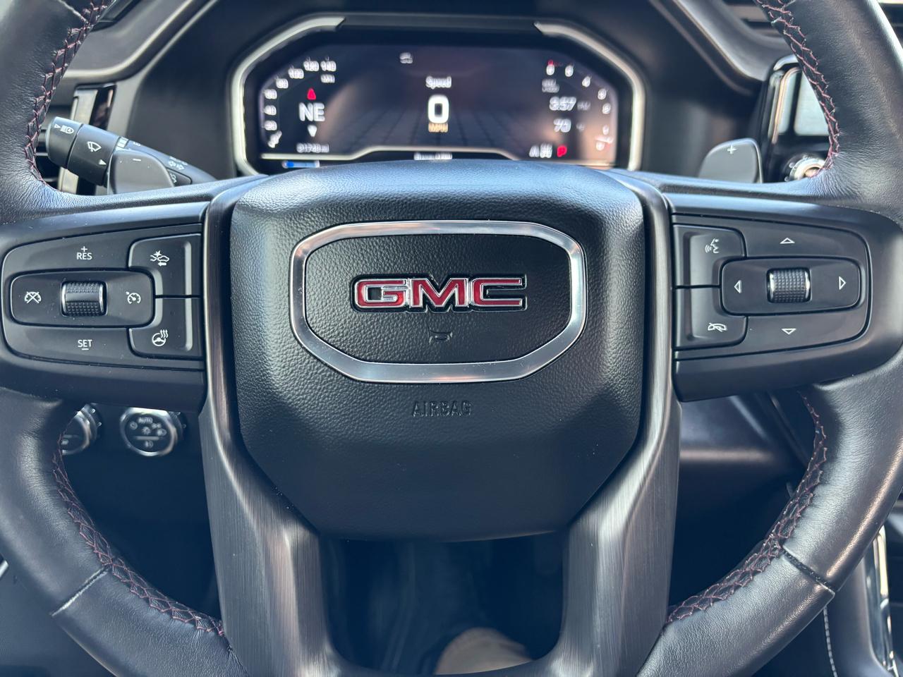 GMC Sierra 1500 4WD Crew Cab 147" AT4X 2023