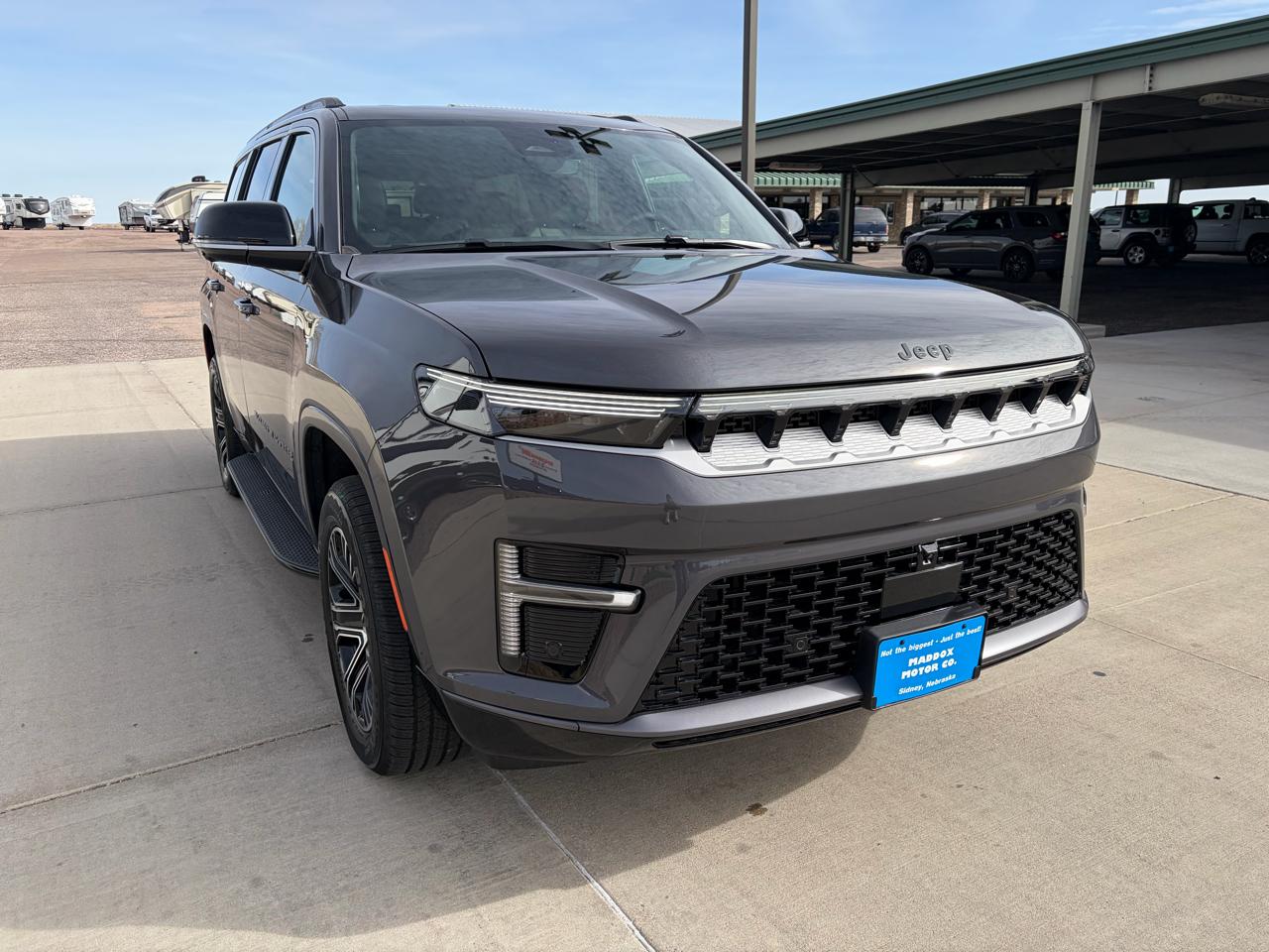 Jeep Grand Wagoneer 4x4 2026