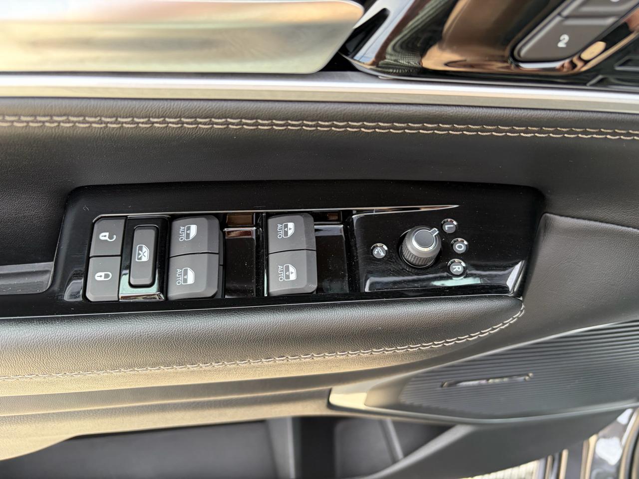 Jeep Grand Wagoneer 4x4 2026