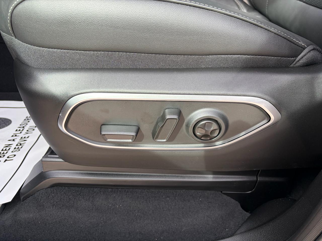 Jeep Grand Wagoneer 4x4 2026