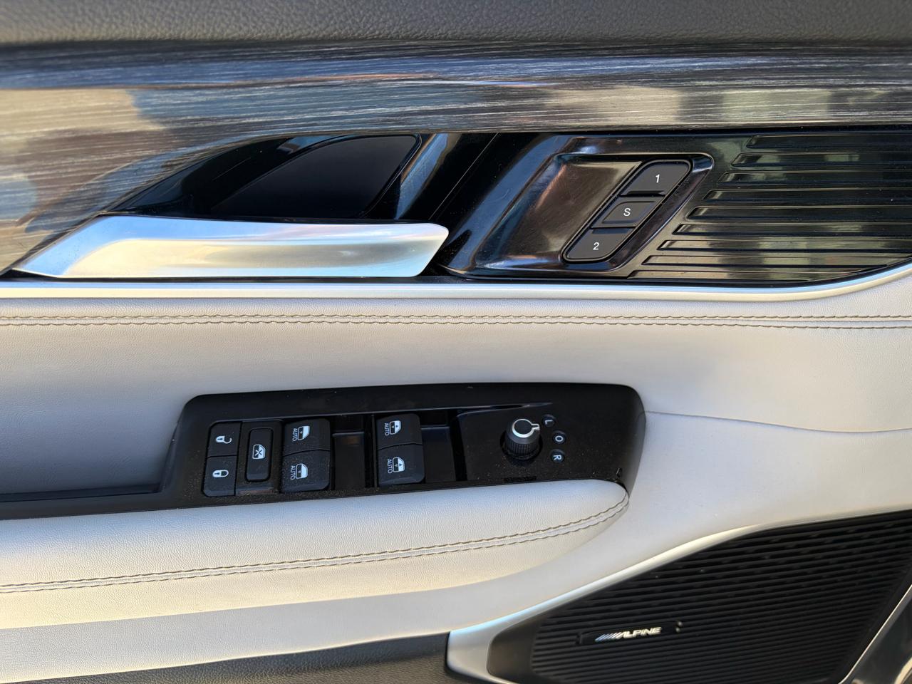 Jeep Wagoneer Series II 4x4 2022