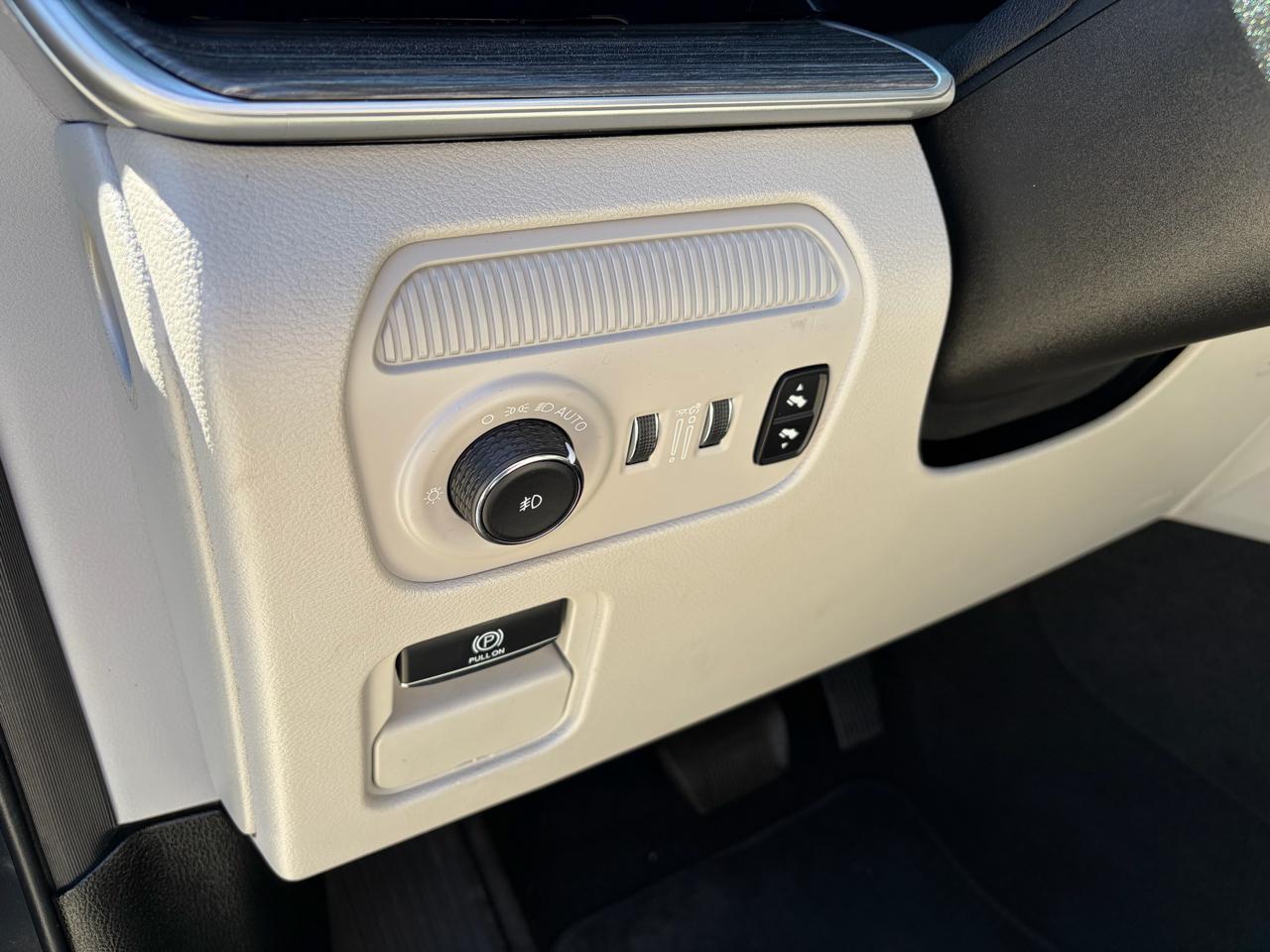 Jeep Wagoneer Series II 4x4 2022