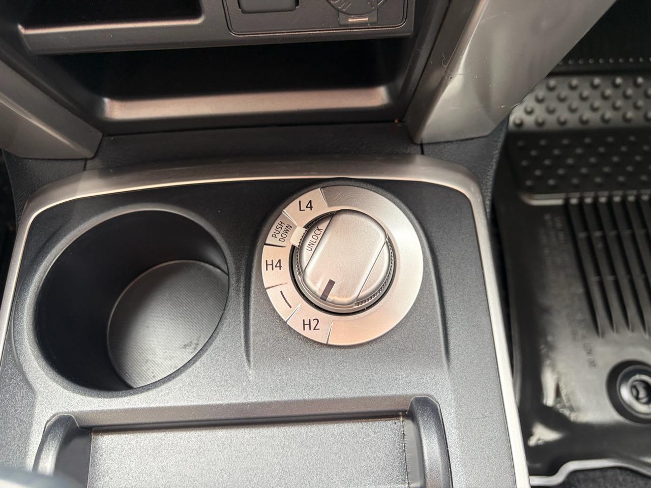 Toyota 4Runner SR5 Premium 4WD (Natl) 2024