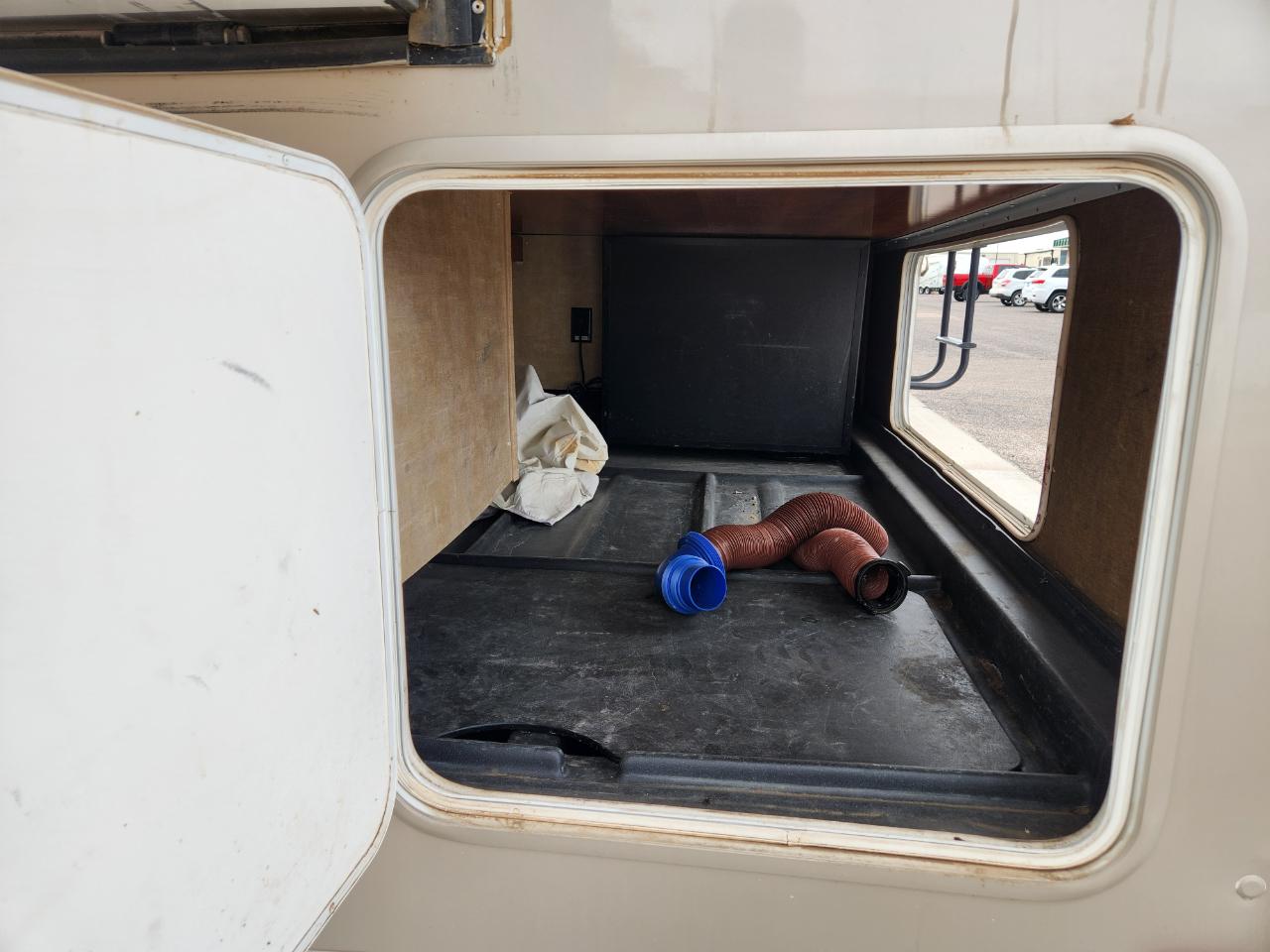 Coachmen Leprechaun  2014