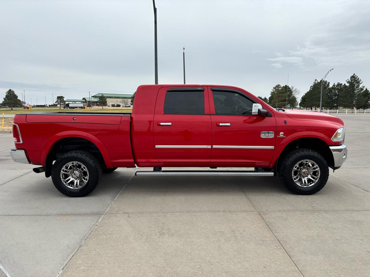 RAM 2500 4WD Mega Cab 160.5" Laramie Longhorn 2013