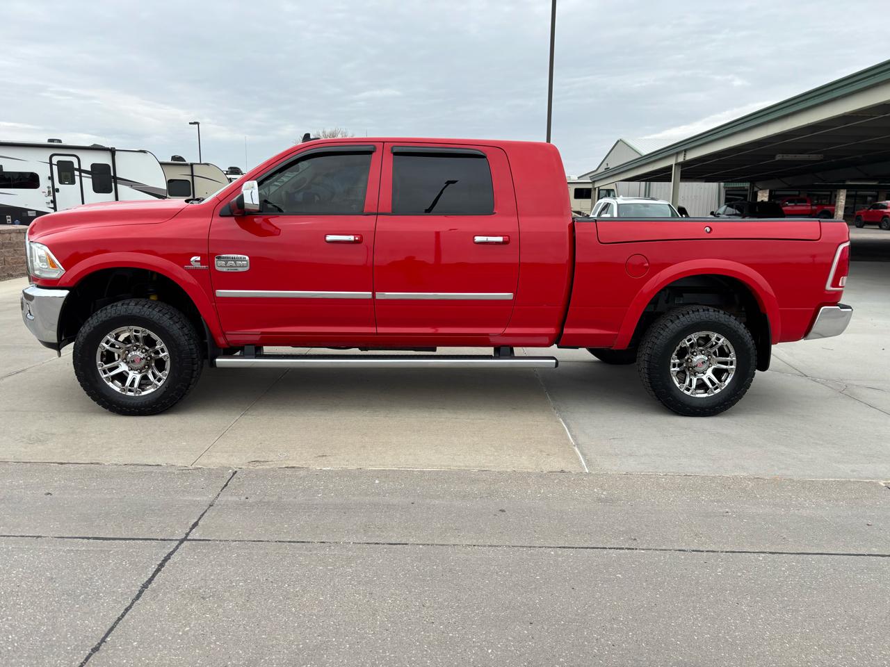 RAM 2500 4WD Mega Cab 160.5" Laramie Longhorn 2013