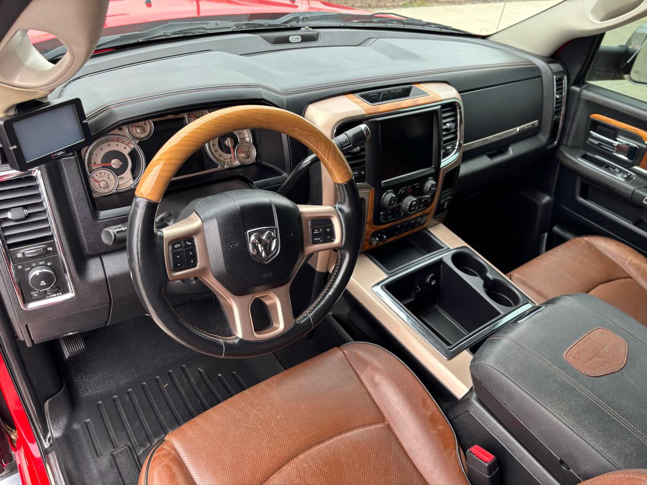 RAM 2500 4WD Mega Cab 160.5" Laramie Longhorn 2013