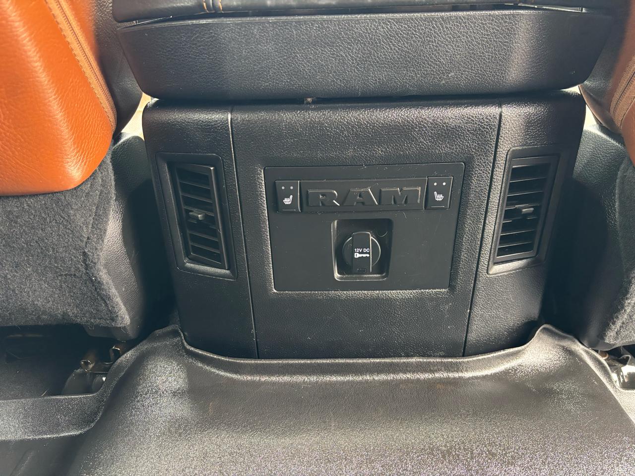 RAM 2500 4WD Mega Cab 160.5" Laramie Longhorn 2013