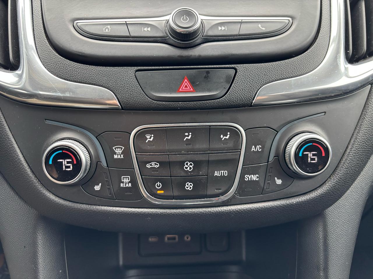 Chevrolet Equinox AWD 4dr LT w/1LT 2019