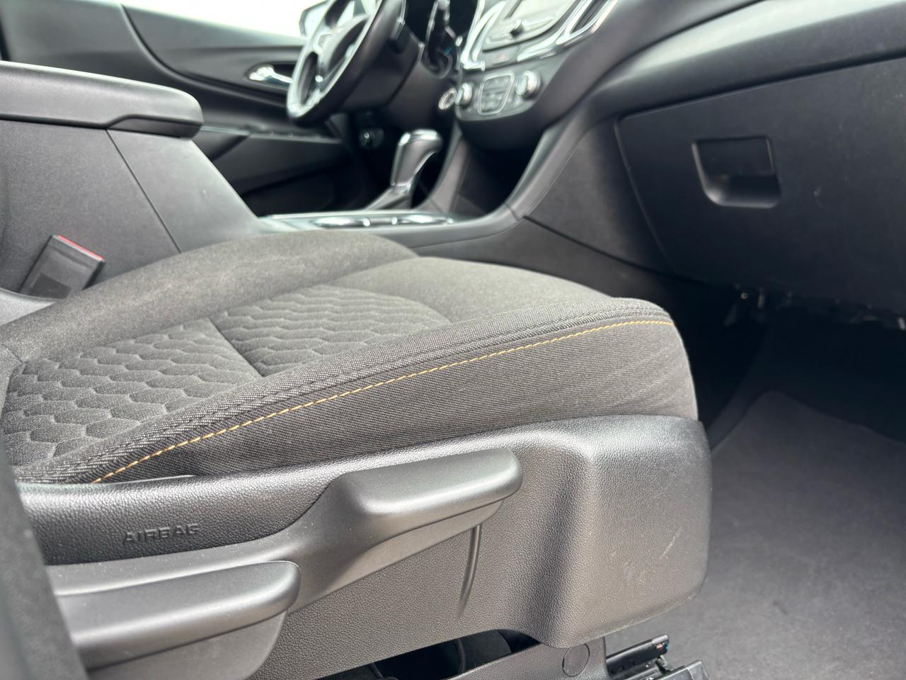 Chevrolet Equinox AWD 4dr LT w/1LT 2019