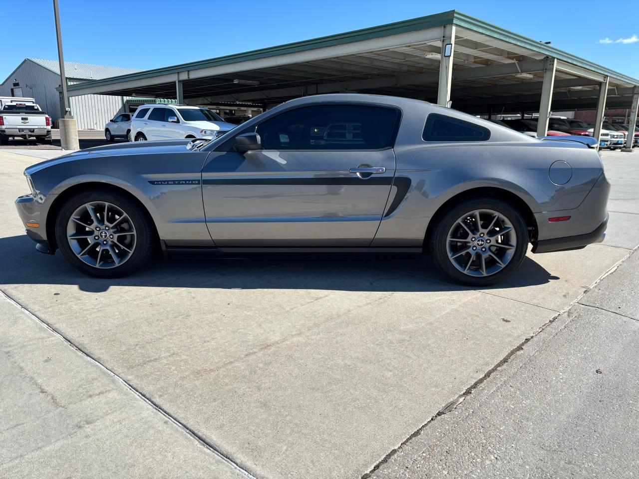 Ford Mustang 2dr Cpe V6 2011
