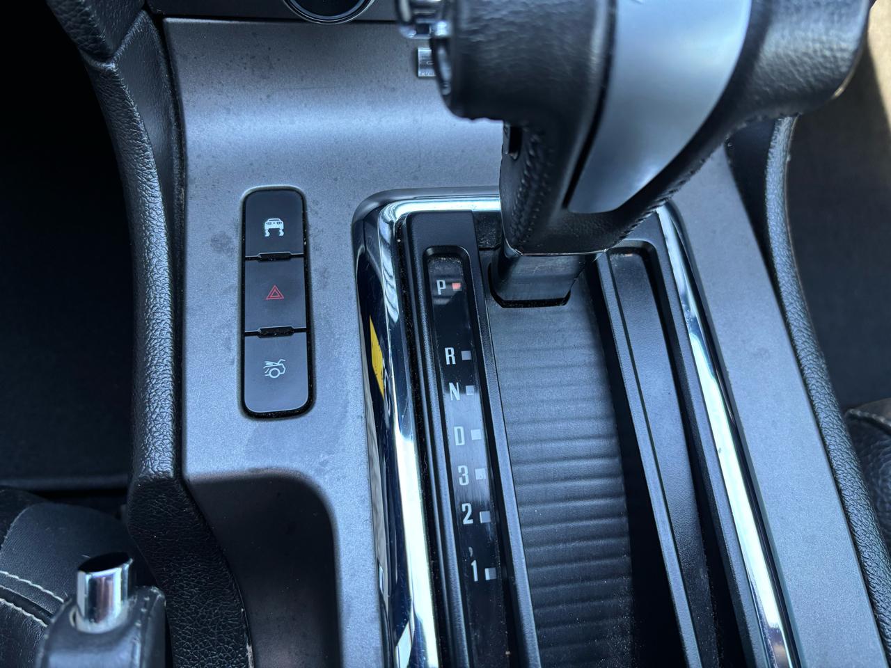 Ford Mustang 2dr Cpe V6 2011