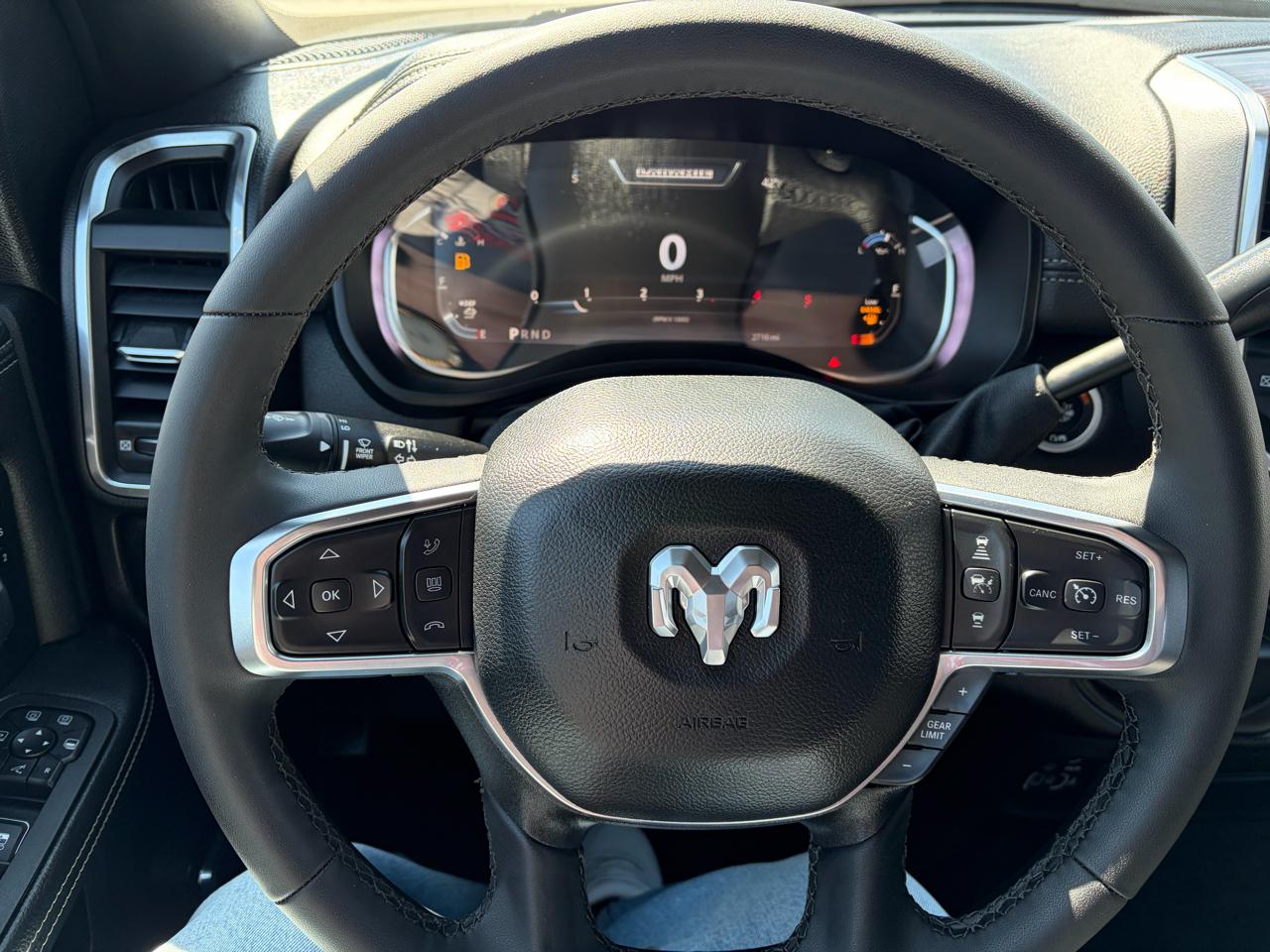 RAM 2500 Laramie 4x4 Crew Cab 6'4" Box 2026