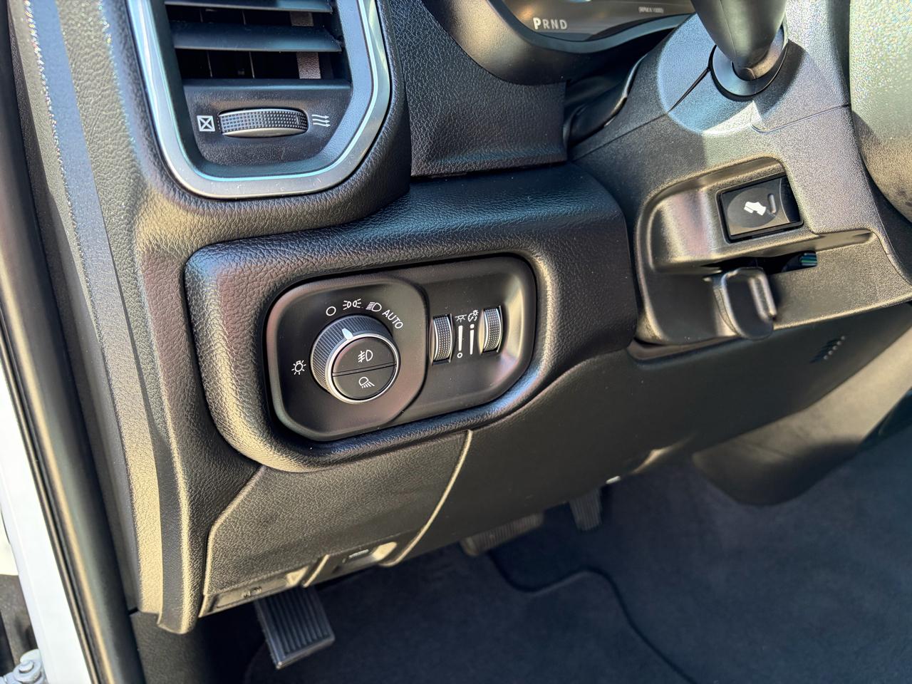 RAM 2500 Laramie 4x4 Crew Cab 6'4" Box 2026