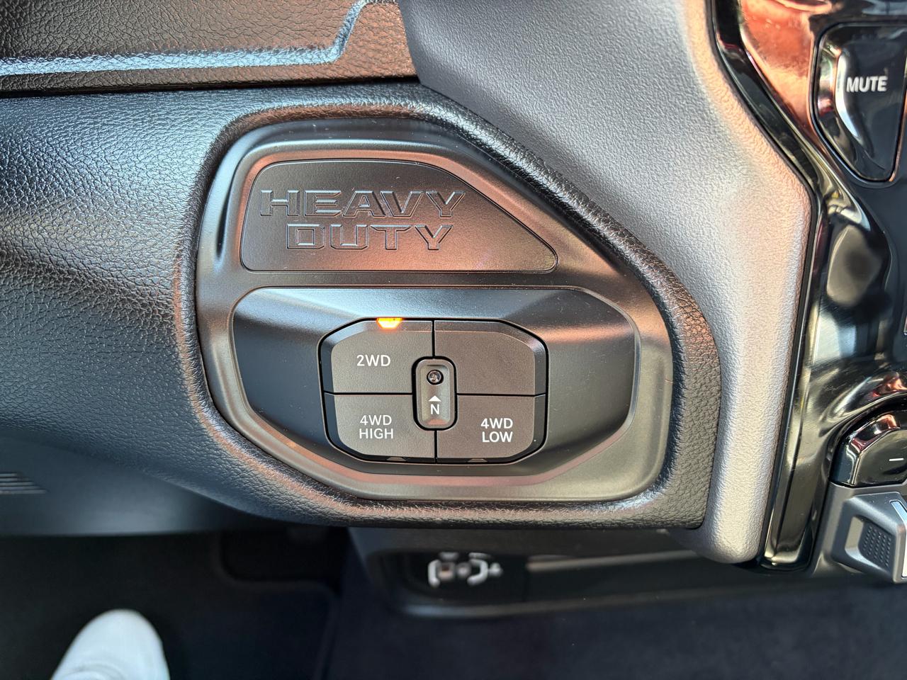 RAM 2500 Laramie 4x4 Crew Cab 6'4" Box 2026