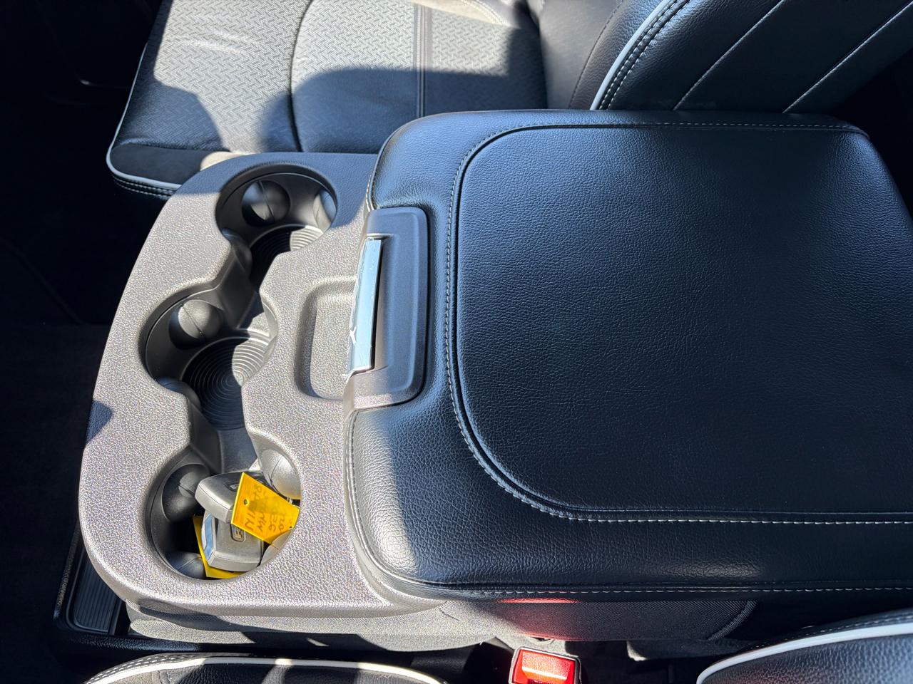 RAM 2500 Laramie 4x4 Crew Cab 6'4" Box 2026