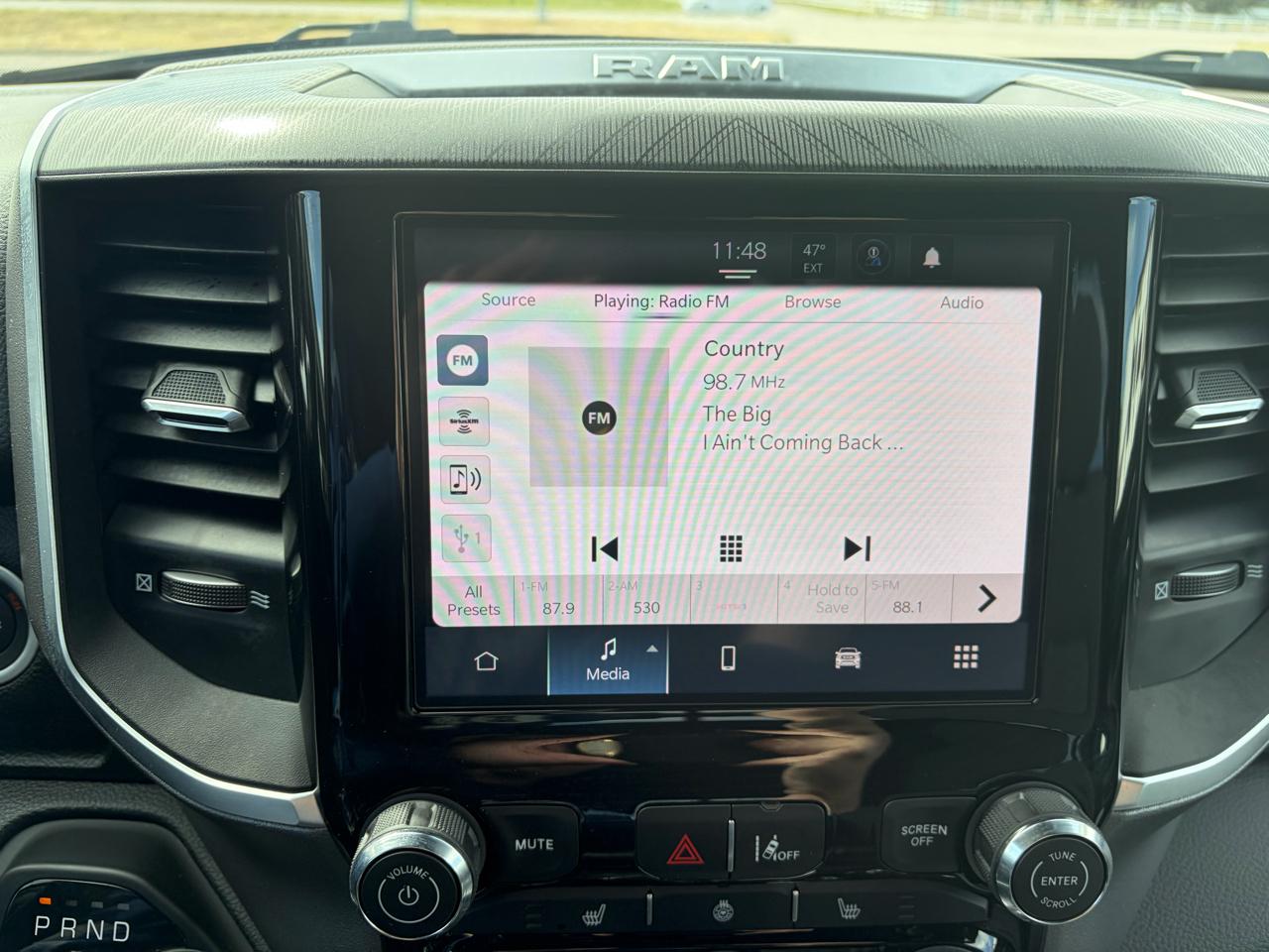 RAM 1500 Big Horn 4x4 Crew Cab 5'7" Box 2025