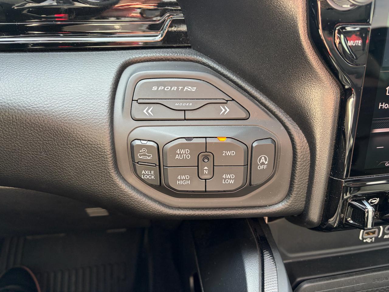 RAM 1500 Rebel 4x4 Crew Cab 5'7" Box 2025