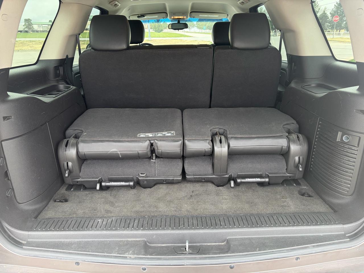 Chevrolet Tahoe 4WD 4dr 1500 LT 2013