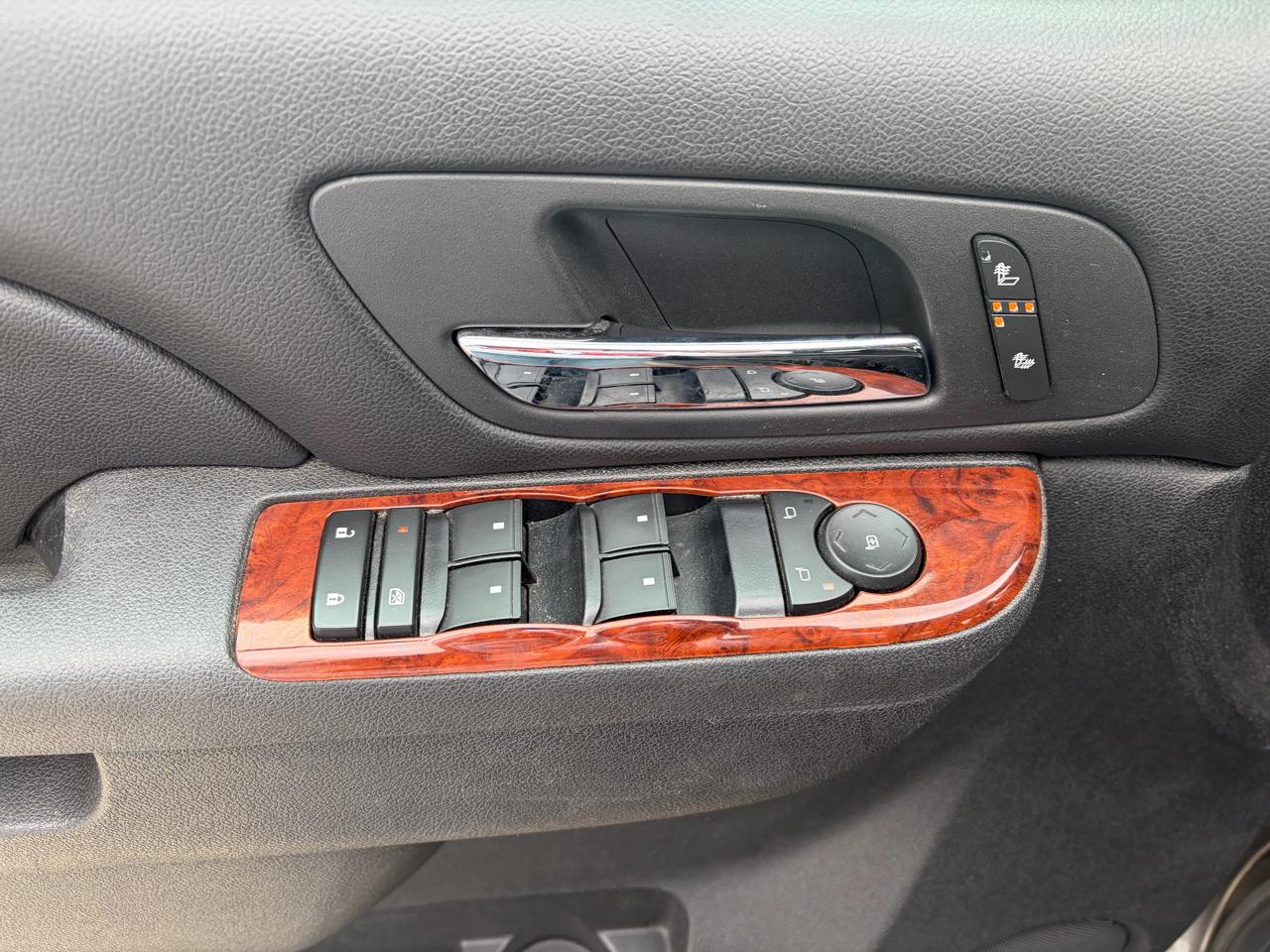 Chevrolet Tahoe 4WD 4dr 1500 LT 2013