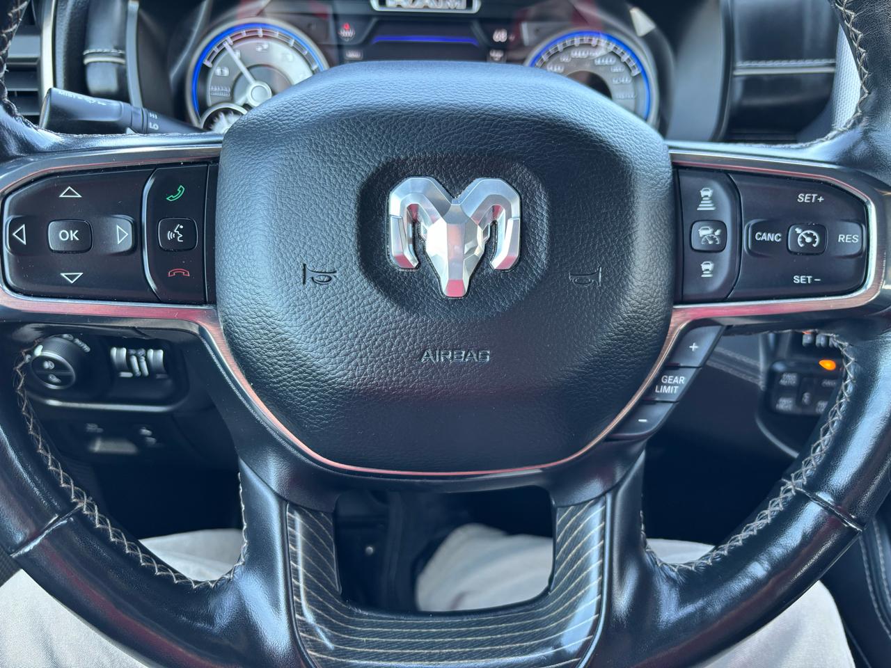 RAM 1500 Limited 4x4 Crew Cab 5'7" Box 2020