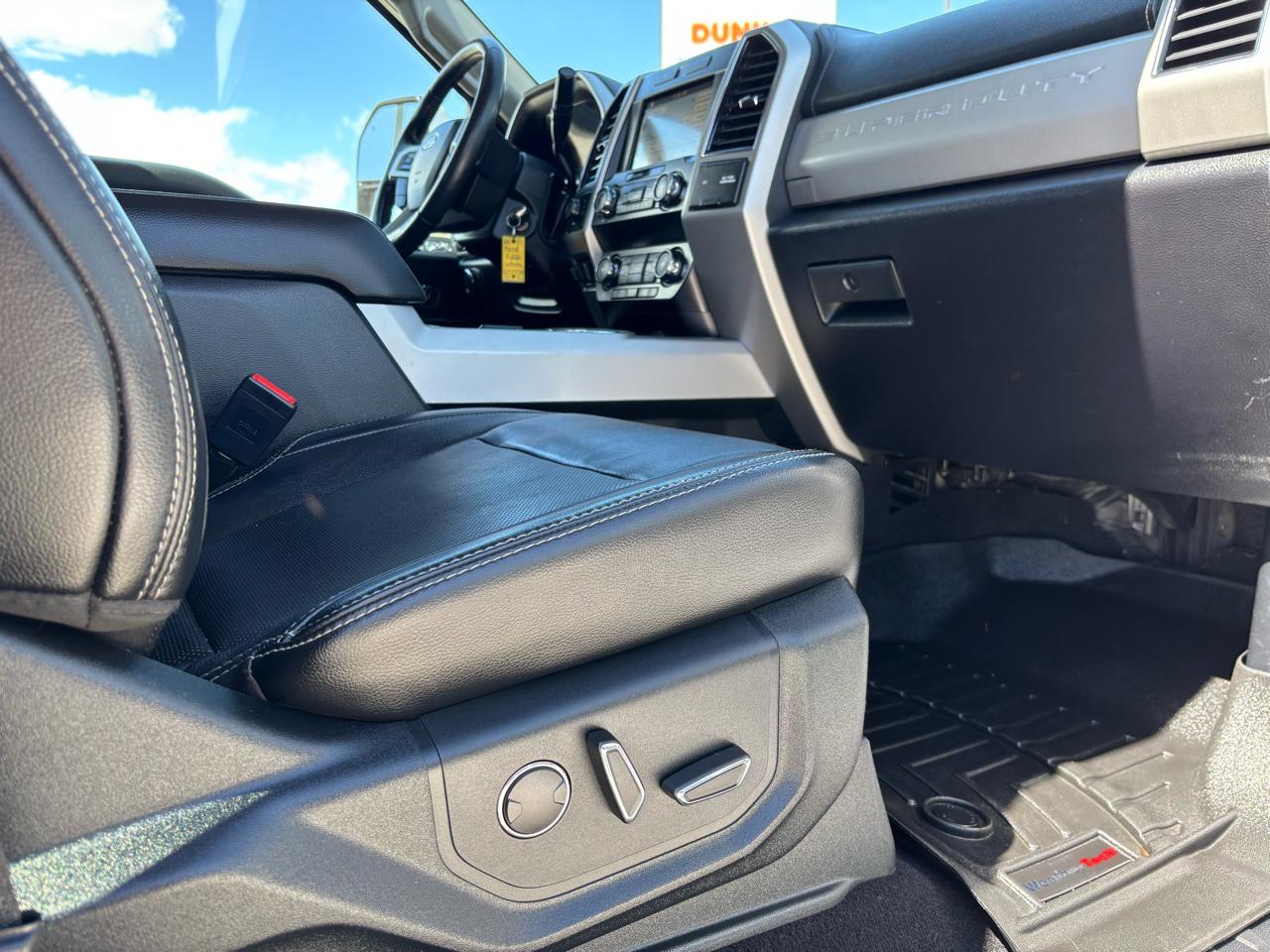 Ford Super Duty F-250 SRW Lariat 4WD Crew Cab 6.75' Box 2019