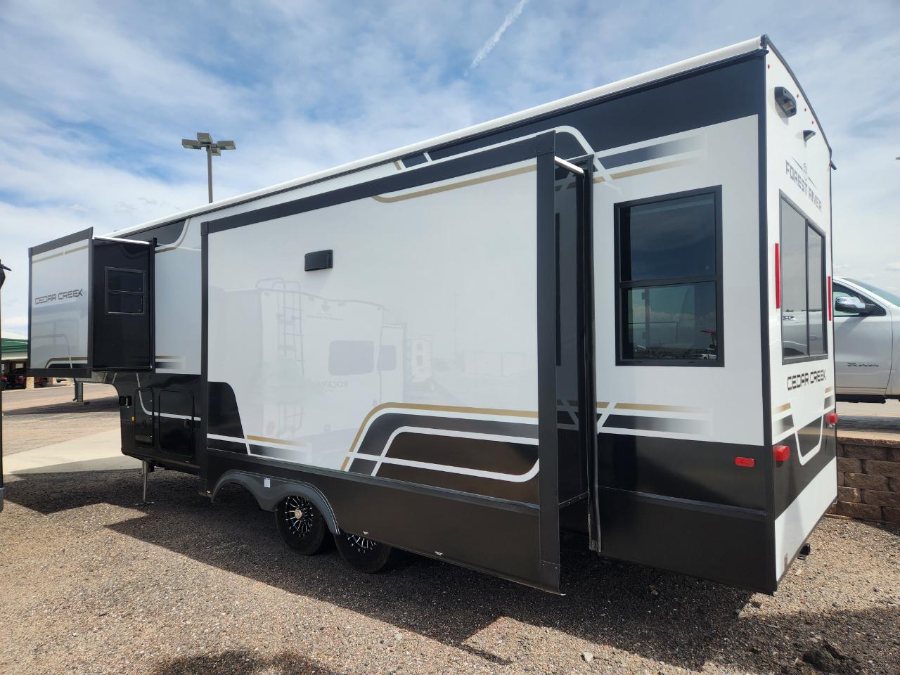 Forest River Cedar Creek  2026