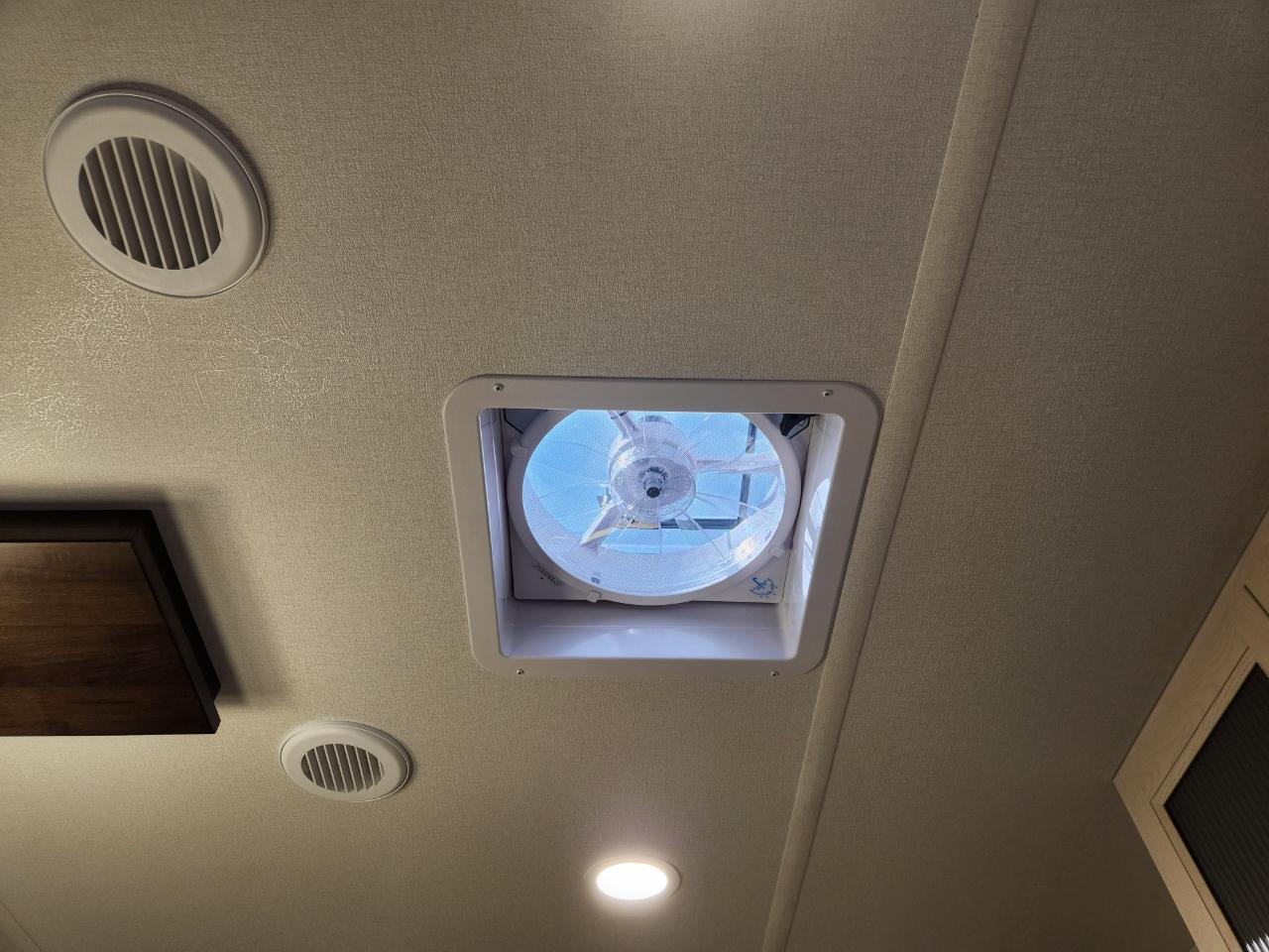 Forest River Cedar Creek  2026