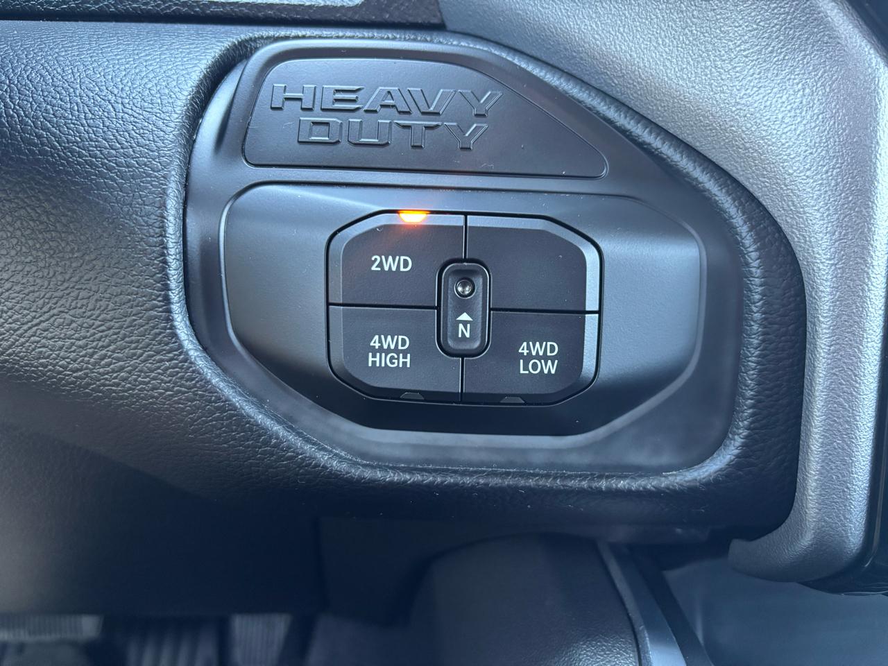 RAM 2500 Big Horn 4x4 Crew Cab 6'4" Box 2026