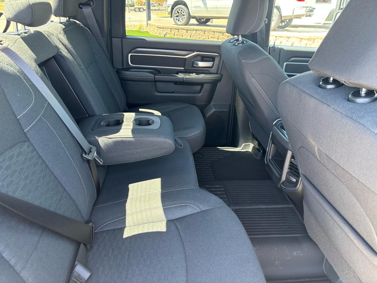 RAM 2500 Big Horn 4x4 Crew Cab 6'4" Box 2026