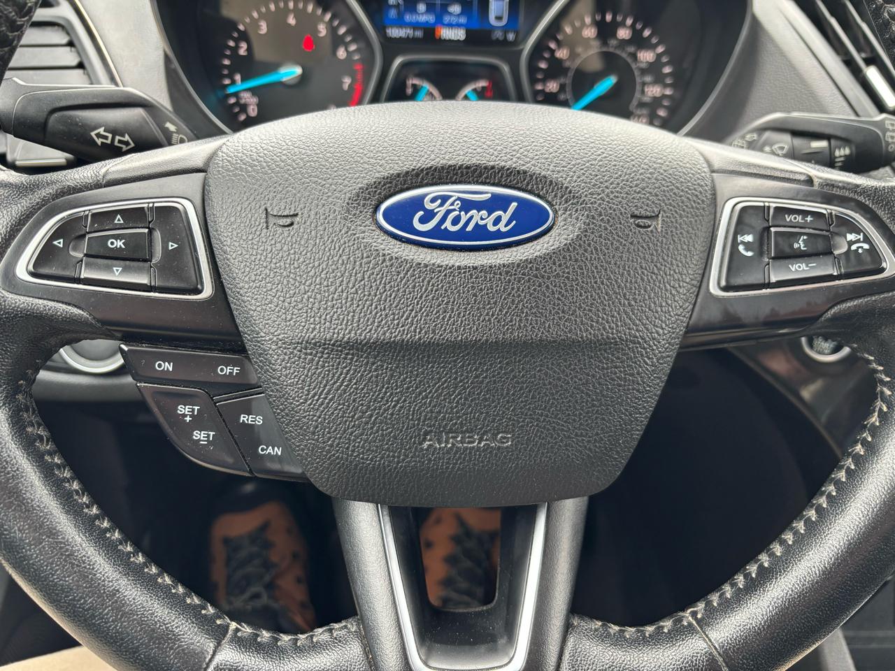 Ford Escape Titanium 4WD 2018