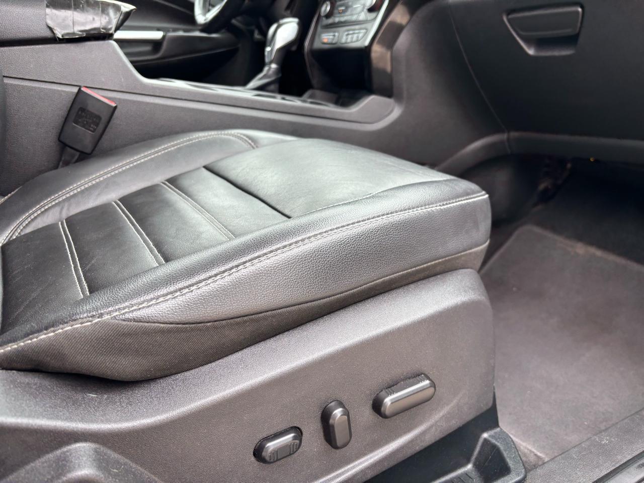 Ford Escape Titanium 4WD 2018