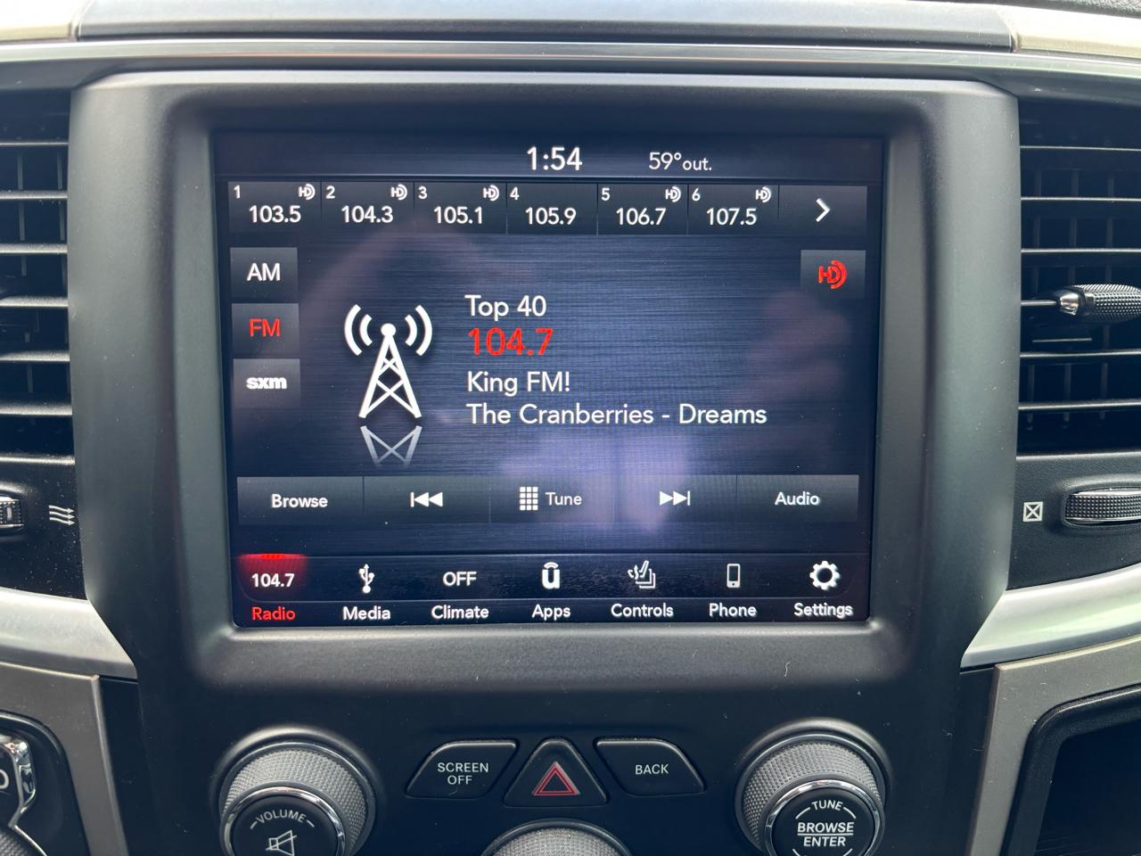 RAM 1500 Classic Big Horn 4x4 Crew Cab 5'7" Box 2019