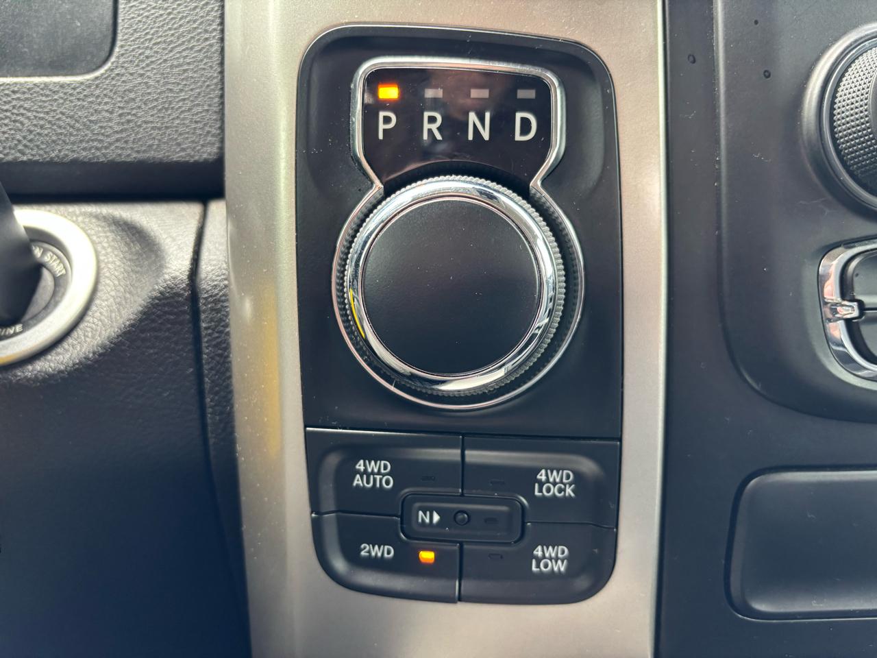 RAM 1500 Classic Big Horn 4x4 Crew Cab 5'7" Box 2019