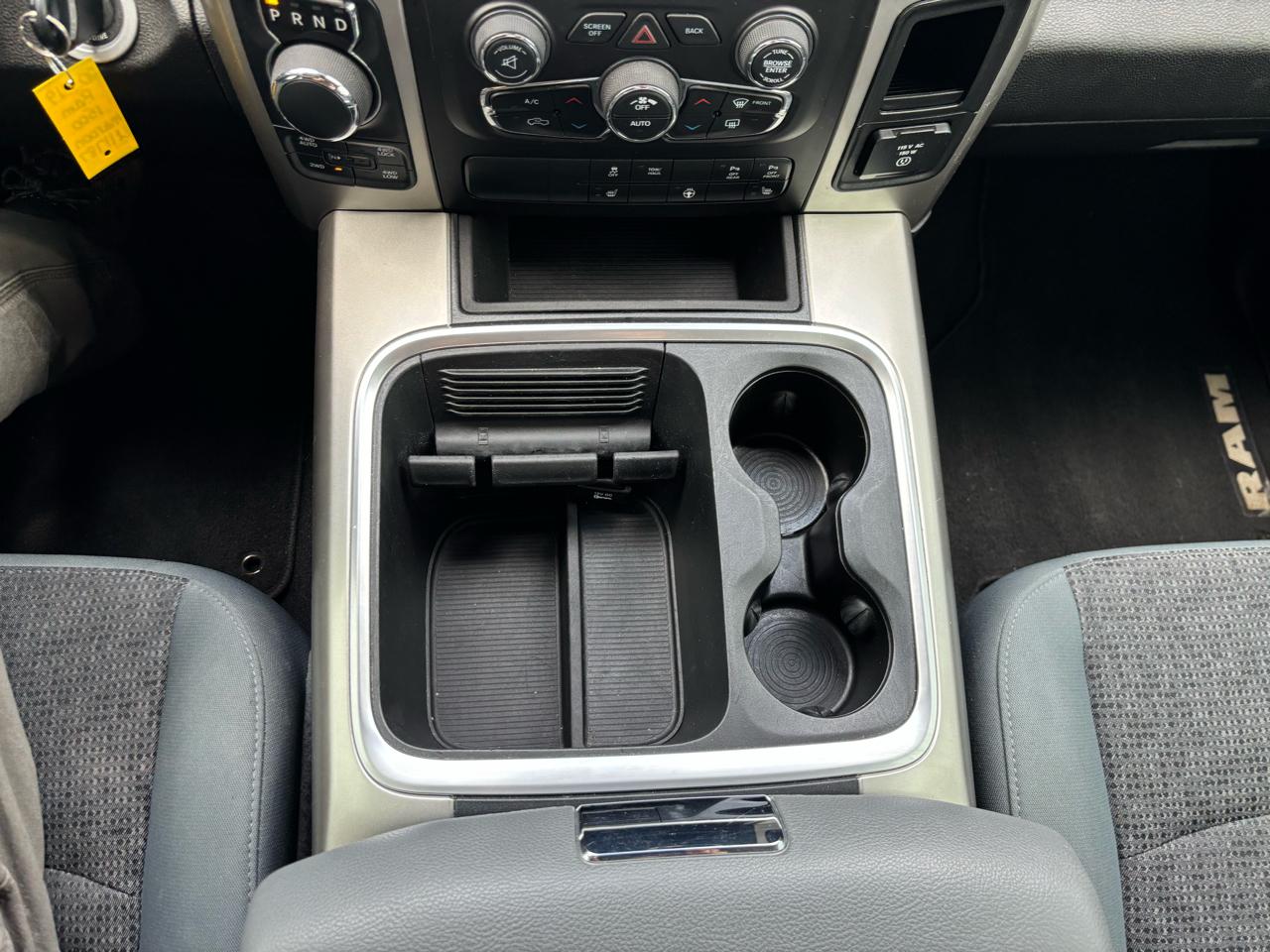 RAM 1500 Classic Big Horn 4x4 Crew Cab 5'7" Box 2019