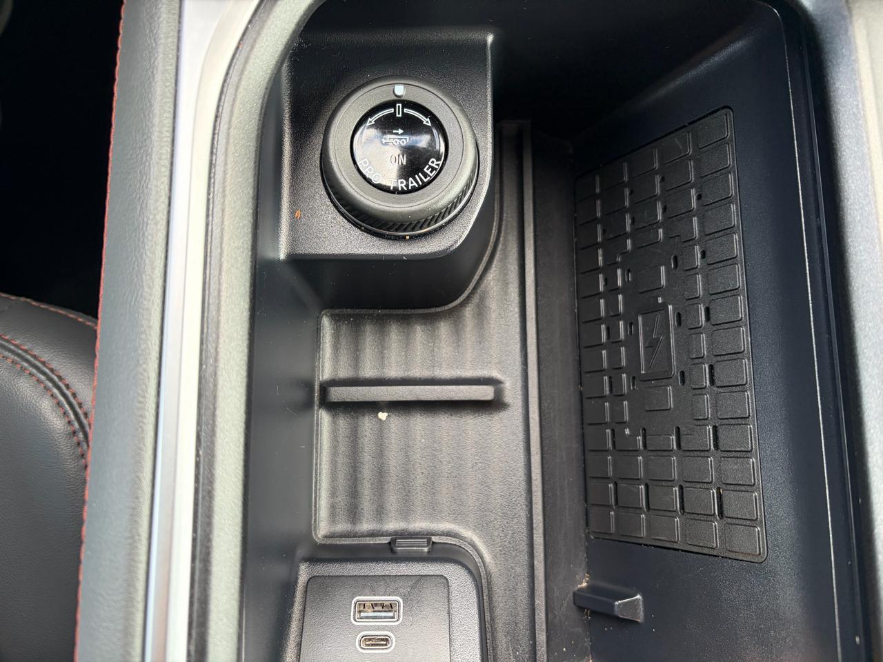 Ford Expedition Active 4x4 2025