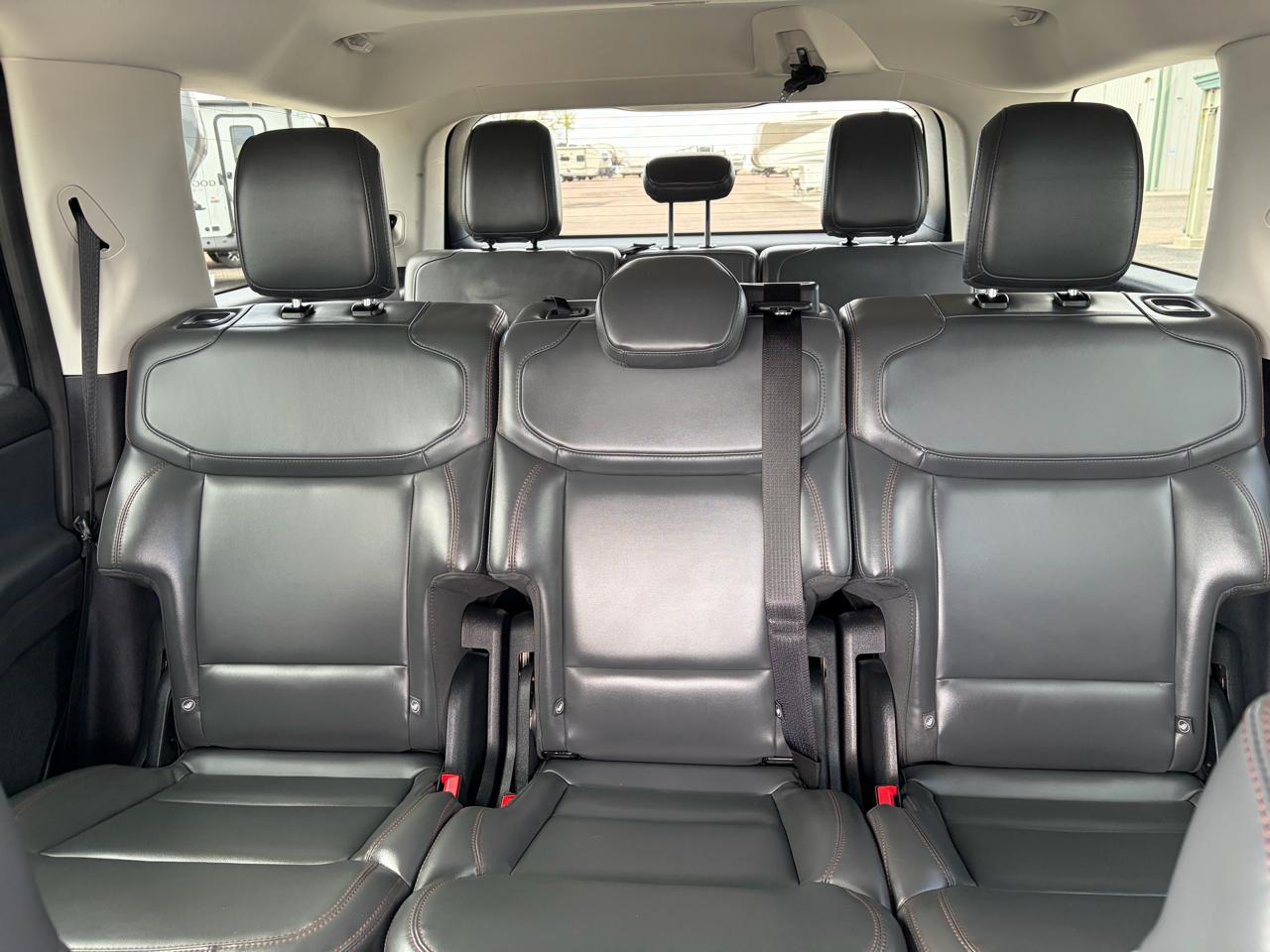 Ford Expedition Active 4x4 2025