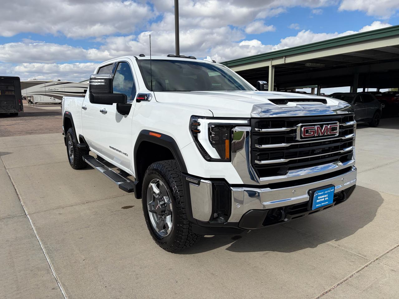 GMC Sierra 2500HD 4WD Crew Cab 159" SLT 2025