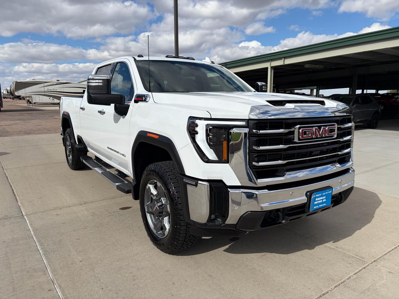 GMC Sierra 2500HD 4WD Crew Cab 159" SLT 2025