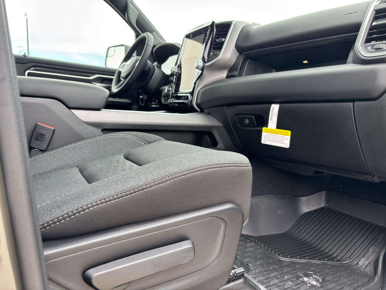 RAM 1500 Big Horn 4x4 Crew Cab 5'7" Box 2026