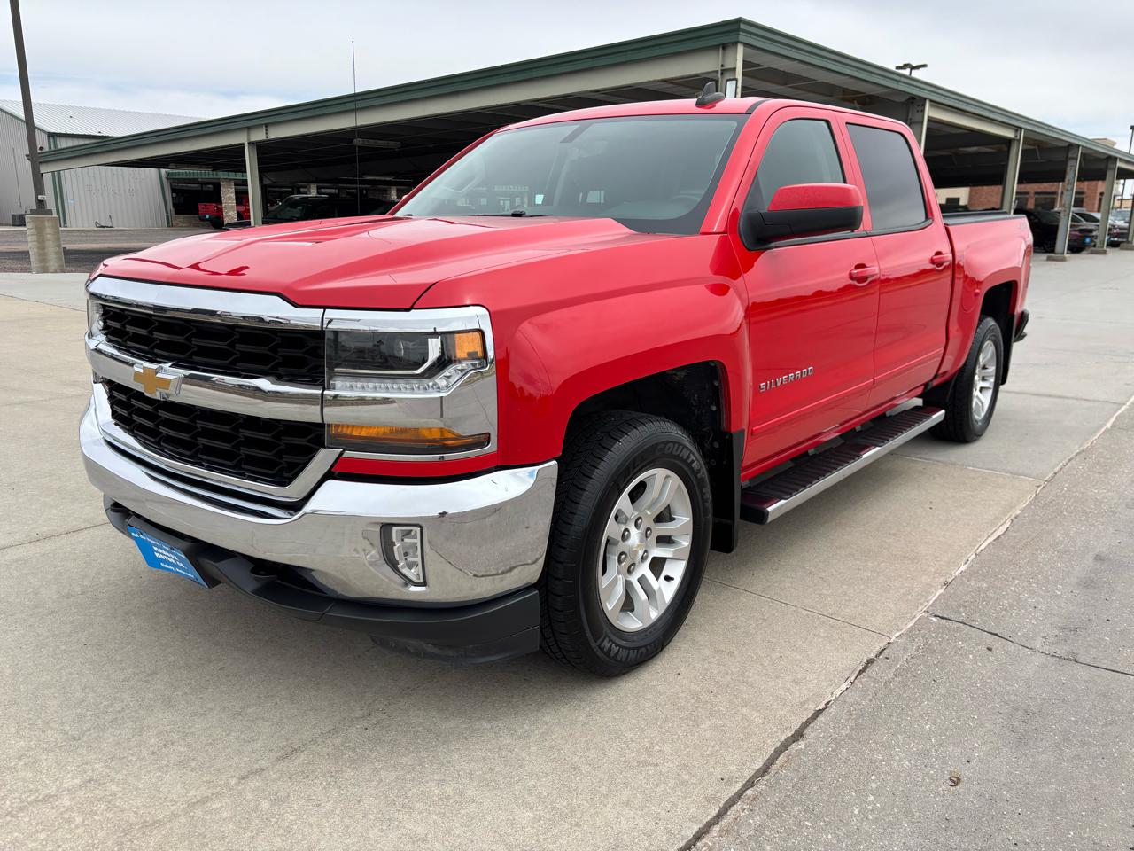 Chevrolet Silverado 1500 4WD Crew Cab 143.5" LT w/1LT 2018