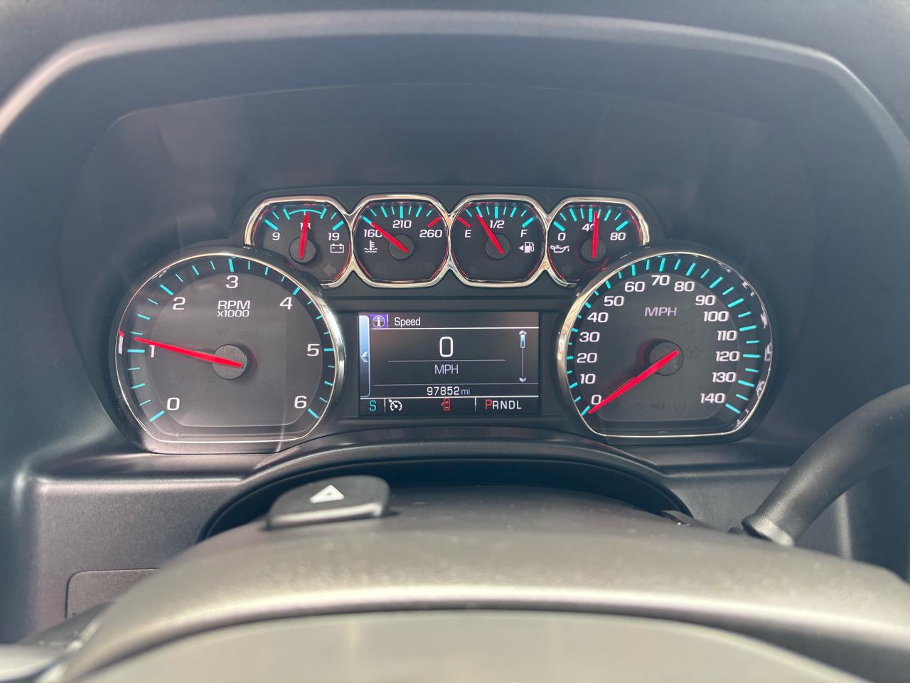 Chevrolet Silverado 1500 4WD Crew Cab 143.5" LT w/1LT 2018