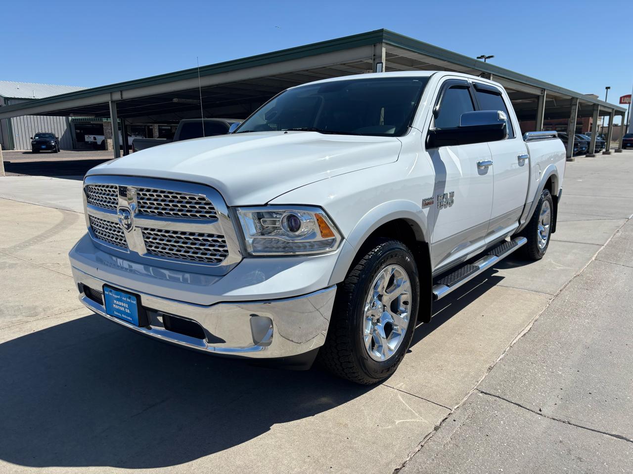 RAM 1500 4WD Crew Cab 140.5" Laramie 2013