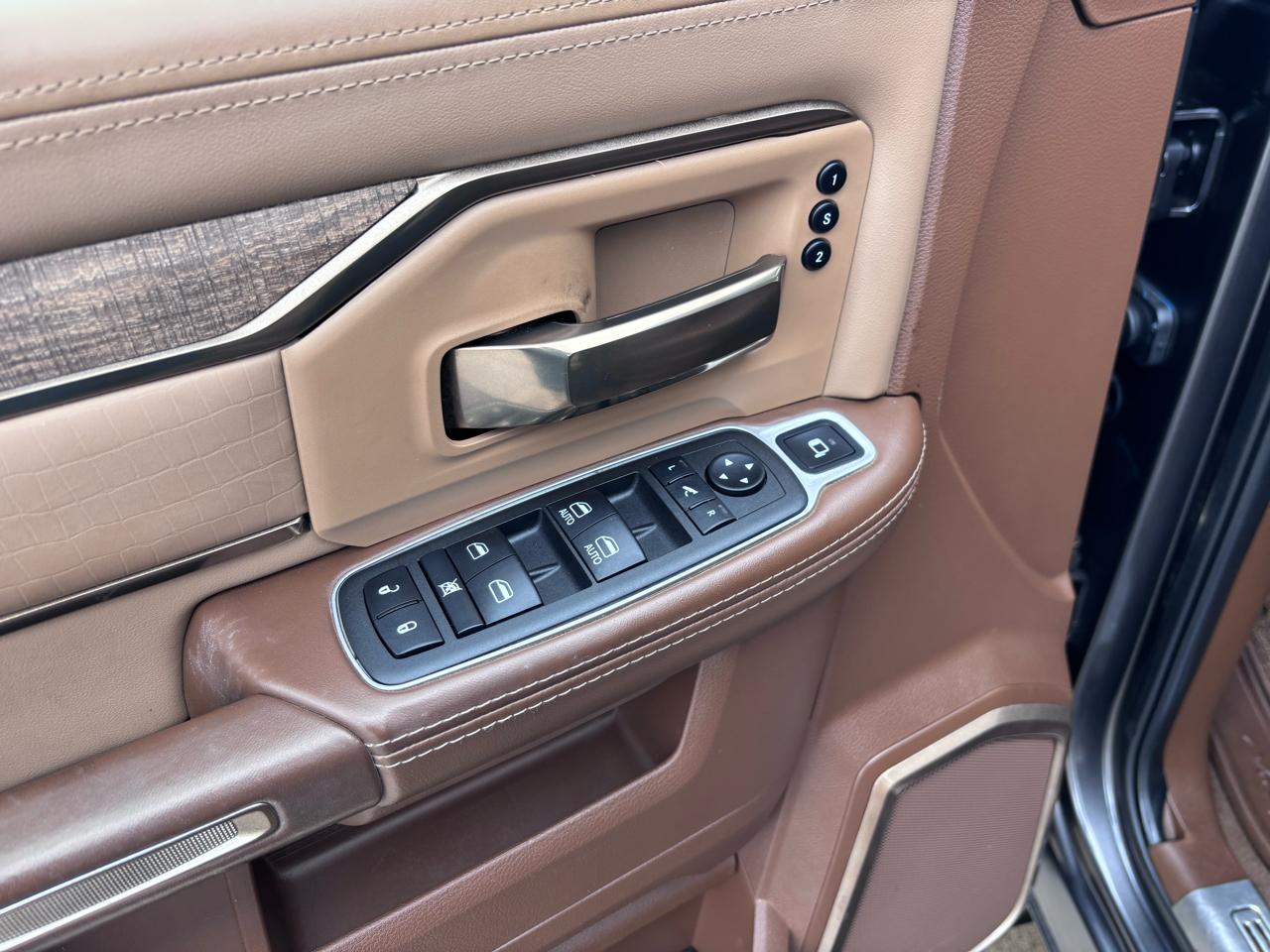 RAM 2500 Longhorn 4x4 Mega Cab 6'4" Box 2022