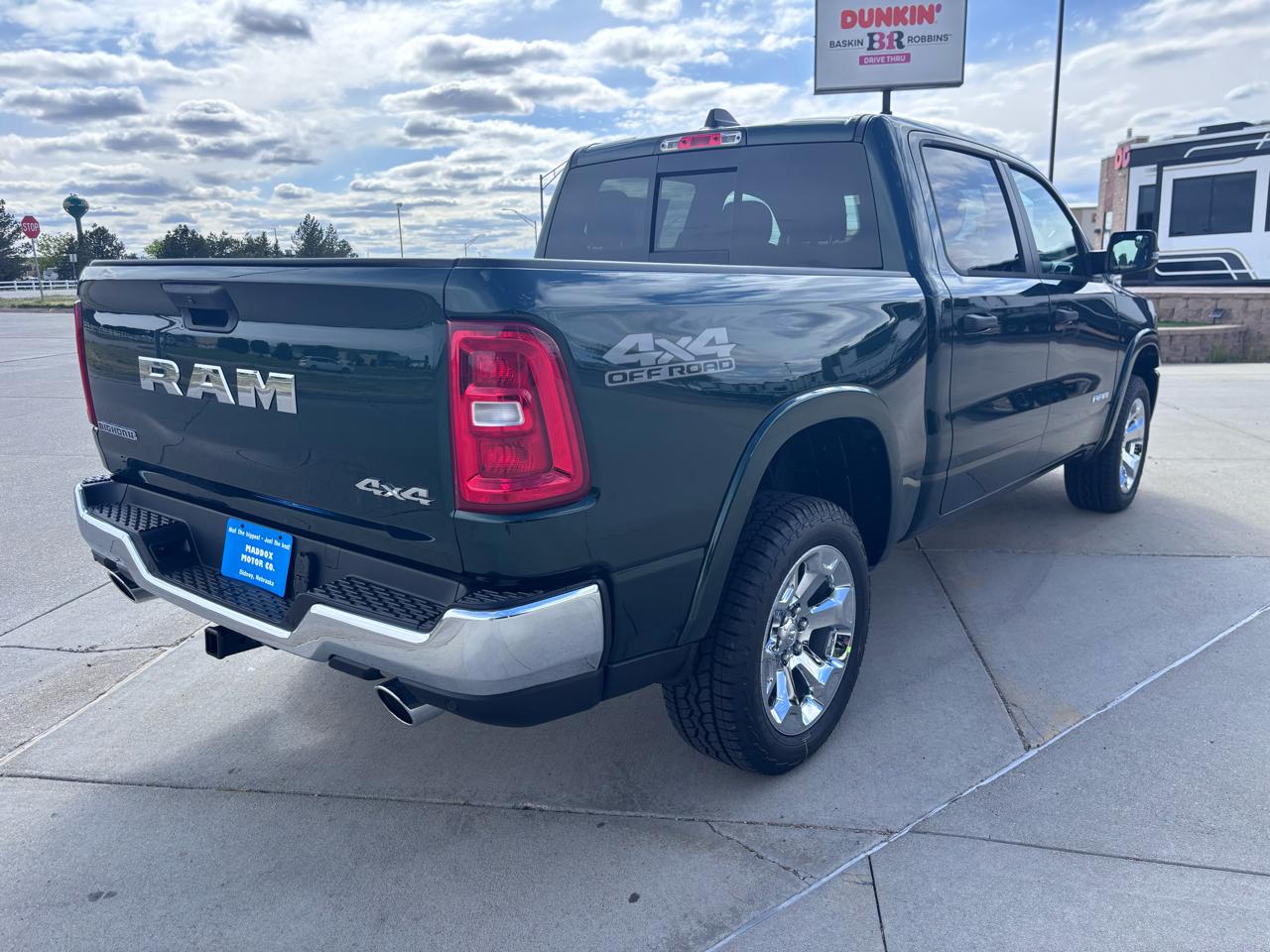 RAM 1500 Big Horn 4x4 Crew Cab 5'7" Box 2026
