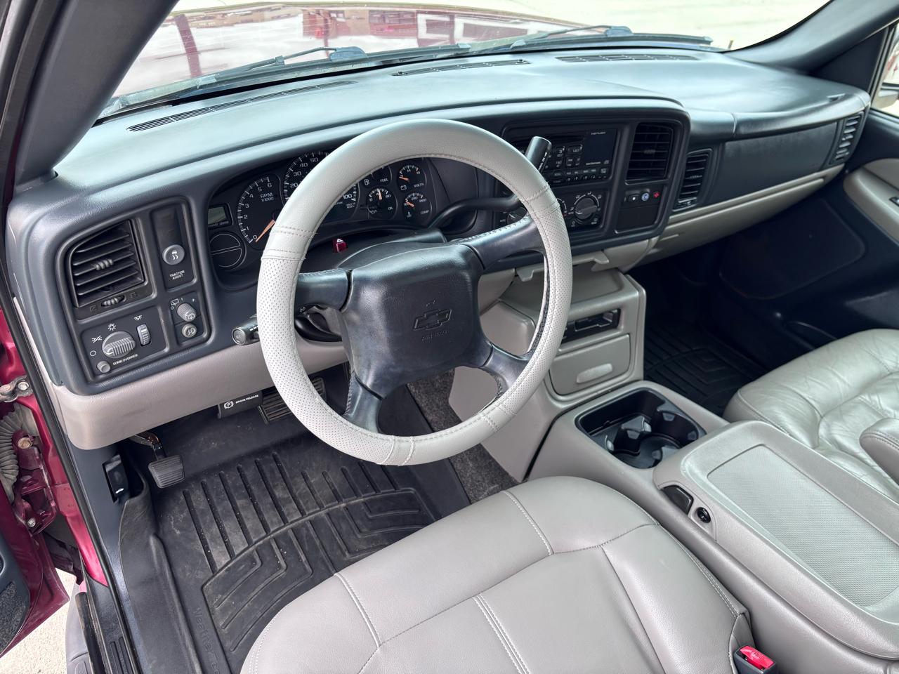 Chevrolet Tahoe 4dr 1500 LT 2002