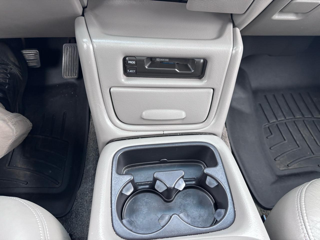 Chevrolet Tahoe 4dr 1500 LT 2002